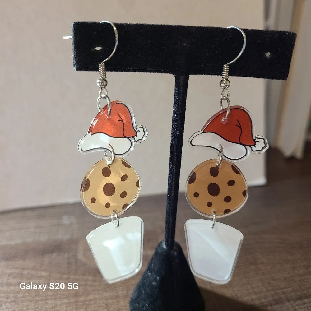 Cute Santa Hat Cookie Milk Dangle Earrings Fun Christmas Holiday Gift‎ NEW